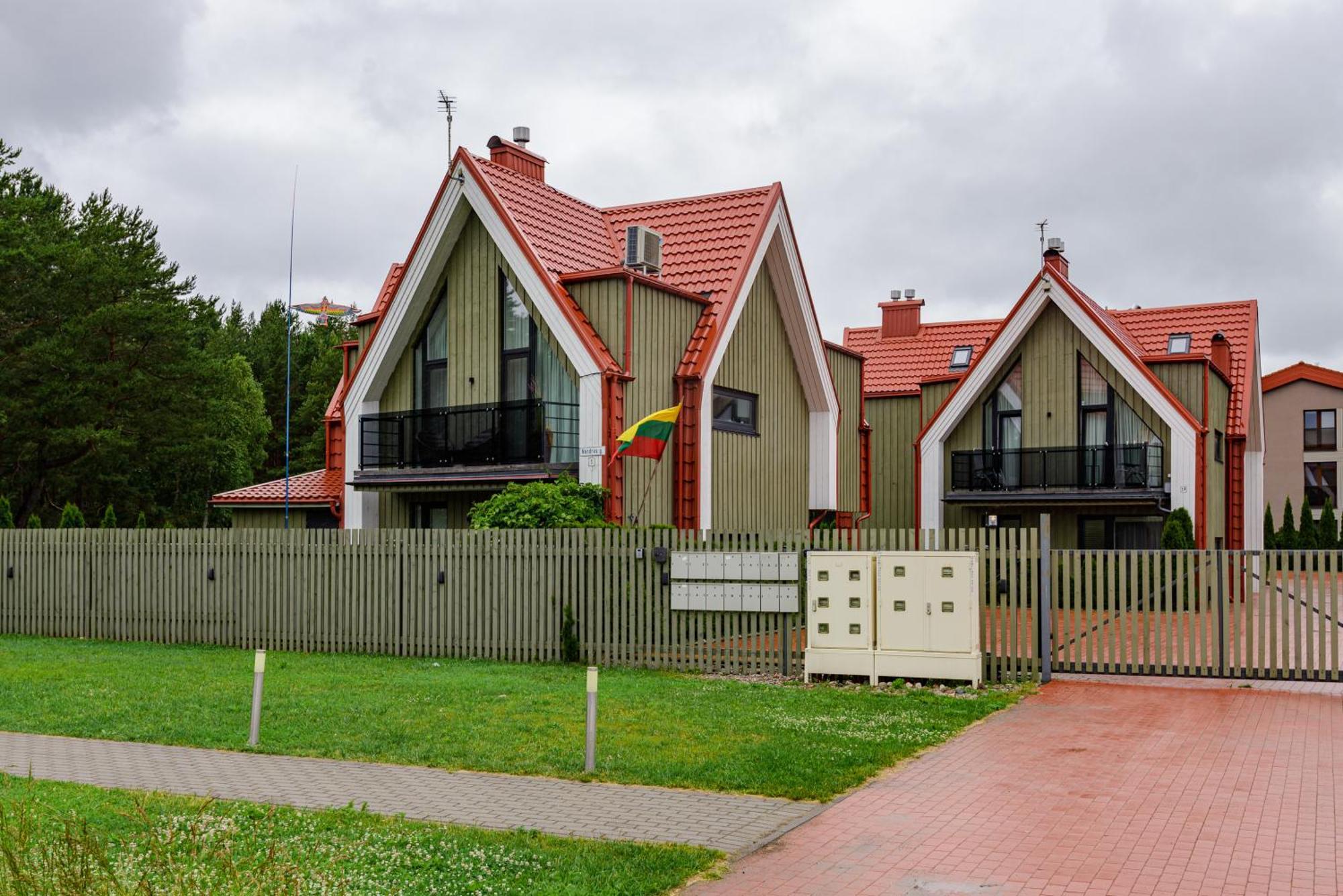 Zalia Kopa Apartamentai Salia Juros 帕兰加 外观 照片